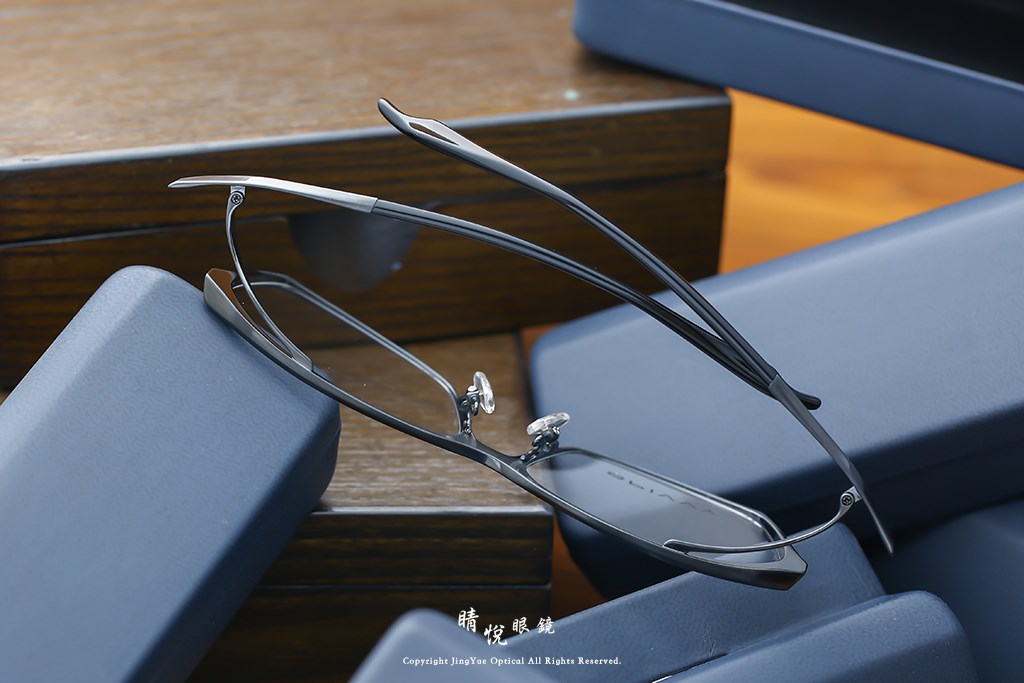 KANEKO,金子眼鏡,SPIVVY,與市,日本手工眼鏡,手工眼鏡,眼鏡,SP 1204,IPBK	