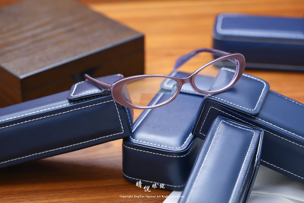  睛悦眼鏡,YELLOWS PLUS,手工眼鏡,日本手工眼鏡,YP BURTON,BURTON,C494BK