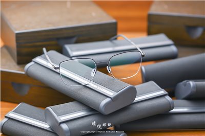 Markus T 超輕量設計美學 德國手工眼鏡 DOT 系列 OUXP 130 94309