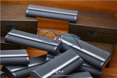 Markus T 超輕量設計美學 MIO 系列 OUOE-T 335 663 85918
